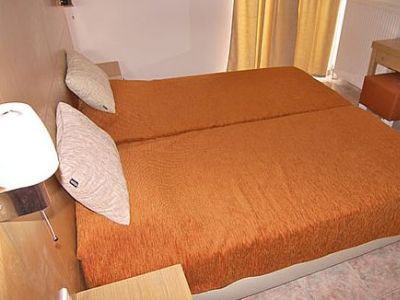 Sunrise Hotel Apartments Ипсос Экстерьер фото